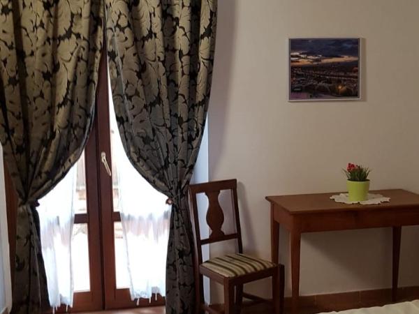 Villa Tuscany Siena : photo 1 de la chambre chambre double ou lits jumeaux