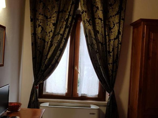 Villa Tuscany Siena : photo 2 de la chambre chambre triple