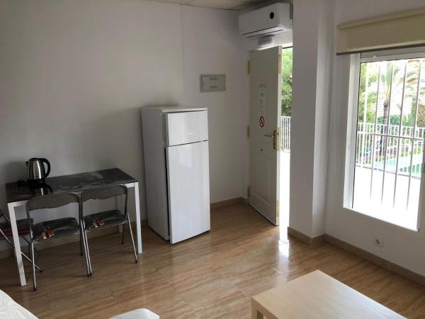 Hostal El Paraiso Playa Alicante : photo 3 de la chambre chambre triple