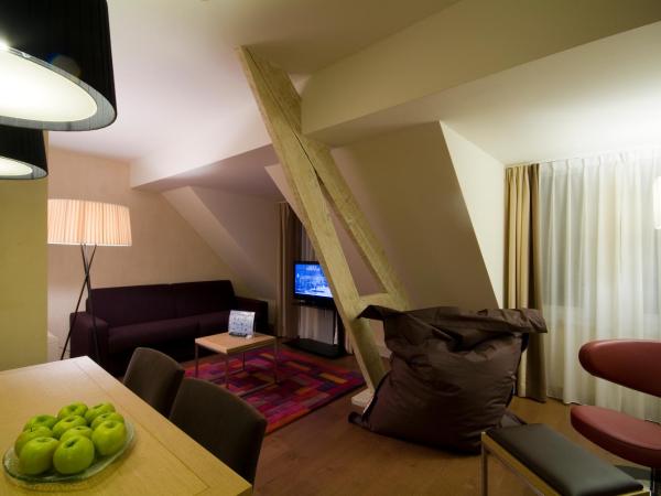 Radisson BLU Balmoral : photo 2 de la chambre suite avec balcon