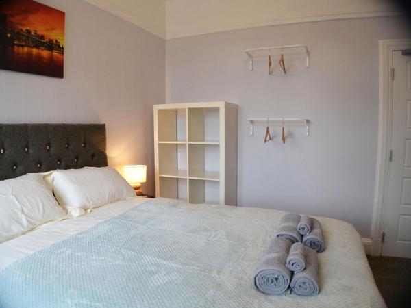 Gorton Mount Hotel Manchester : photo 8 de la chambre chambre double avec salle de bains commune