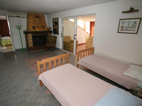 Villa Marija : photo 2 de la chambre appartement 2 chambres avec vue sur la mer (7 adultes)