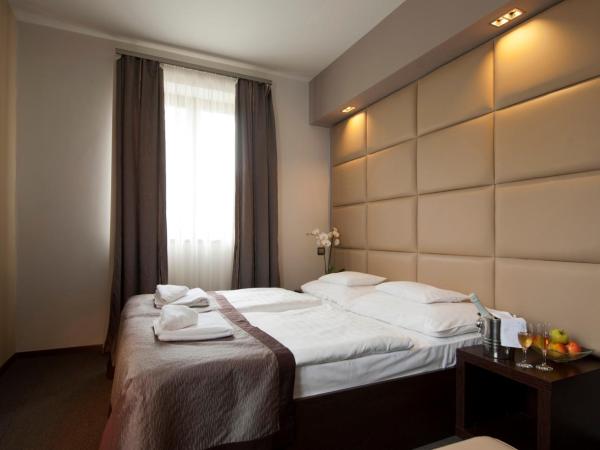 Hotel Villa Völgy Wellness & Konferencia : photo 6 de la chambre chambre deluxe double ou lits jumeaux