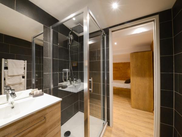 Hotel & Restaurant Les Escondus : photo 5 de la chambre chambre triple