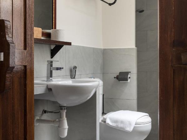 Carnarvon House : photo 4 de la chambre chambre lits jumeaux avec baignoire