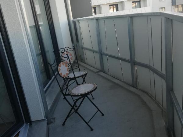 My room serviced apartment-Messe : photo 4 de la chambre appartement avec balcon