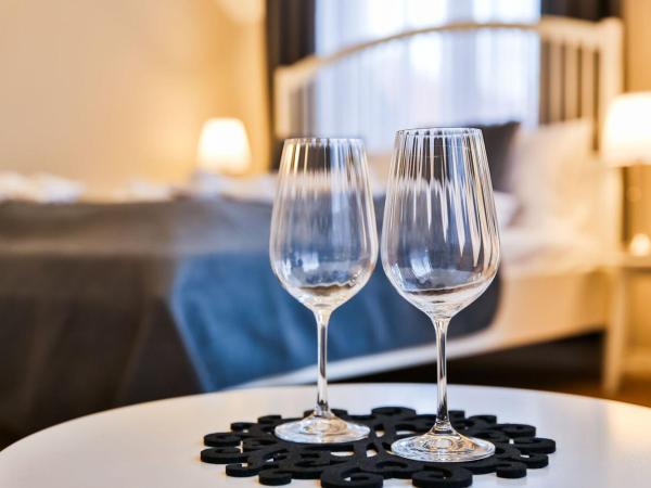 Willa 4 Pory Roku & Uznam : photo 10 de la chambre chambre double deluxe avec balcon