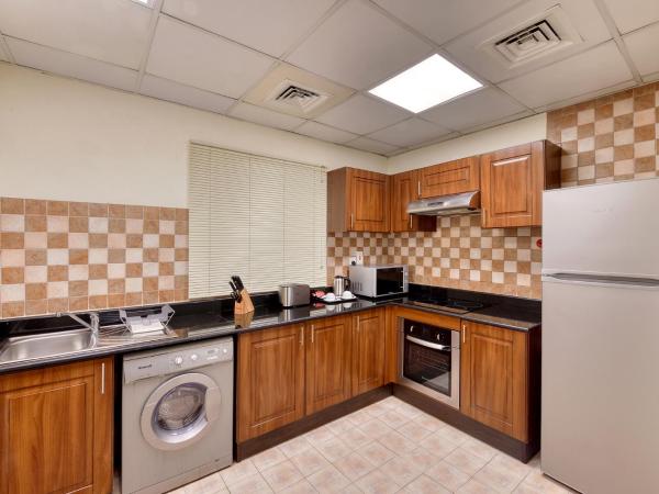 Pearl Marina Hotel Apartments : photo 9 de la chambre deluxe one-bedroom apartment with free beach transfer 