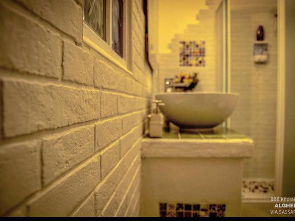 Khorakhanè : photo 3 de la chambre chambre triple avec salle de bains privative