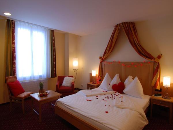 Hotel Schweizerhof : photo 10 de la chambre chambre double