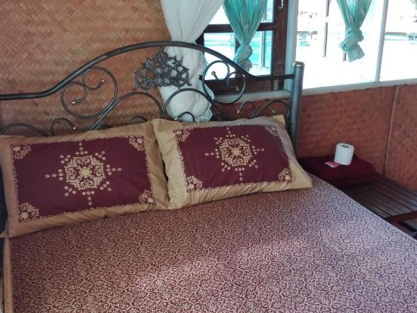 Oceanblue Guesthouse : photo 9 de la chambre petite chambre double