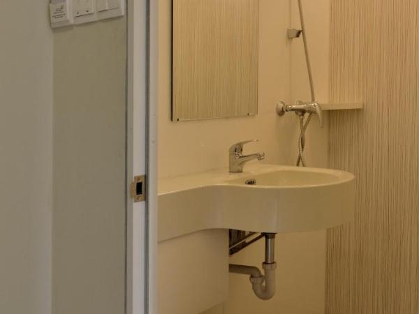 Zodiak MT Haryono by KAGUM Hotels : photo 2 de la chambre chambre lits jumeaux supérieure