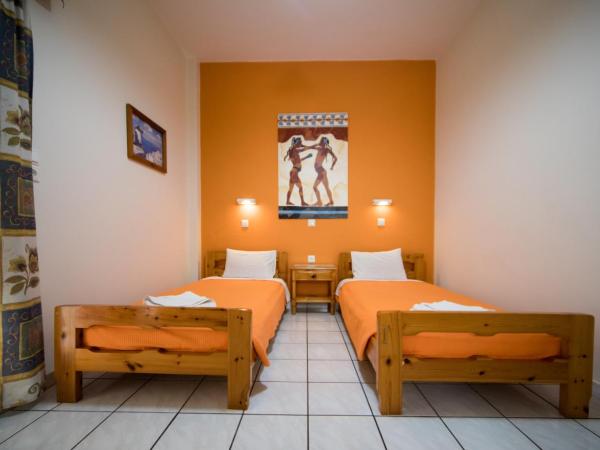 Villa Stella : photo 1 de la chambre chambre lits jumeaux standard avec vue sur jardin