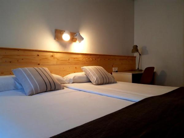 Pensión Urkia : photo 1 de la chambre chambre double Économique