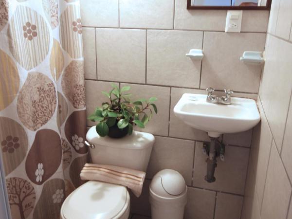 Hotel del Refugio : photo 6 de la chambre chambre familiale avec salle de bains