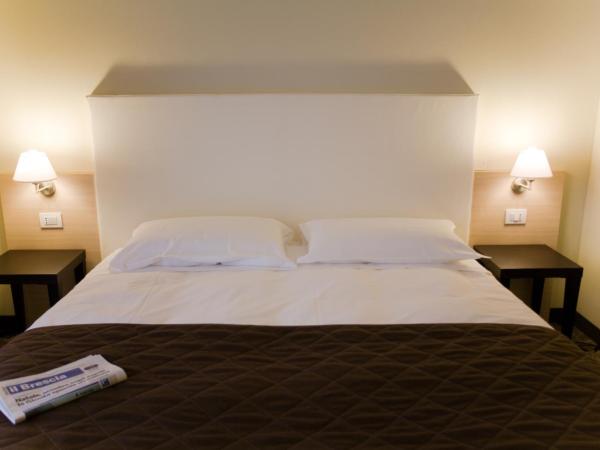 Regal Hotel : photo 1 de la chambre chambre simple