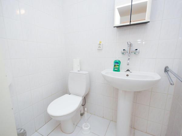 Sport Hotel Gejzirpark : photo 4 de la chambre chambre quadruple