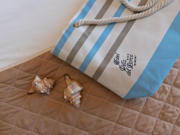 Hotel Villa del Parco : photo 8 de la chambre chambre double avec balcon - vue sur mer