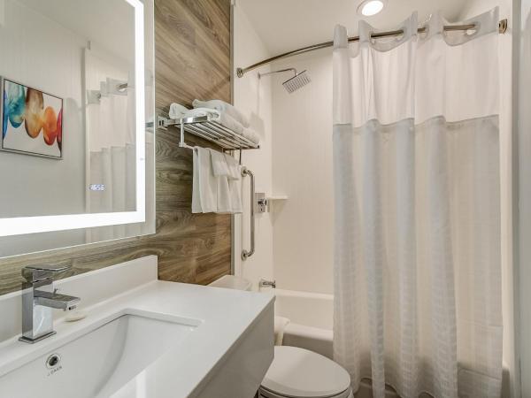 EST Hotel : photo 5 de la chambre hébergement lit queen-size standard