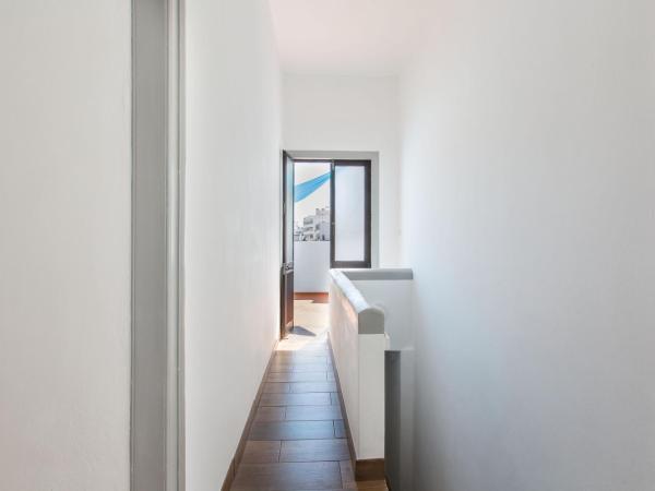 Faro Cosy Guesthouse : photo 5 de la chambre chambre simple standard avec salle de bains commune