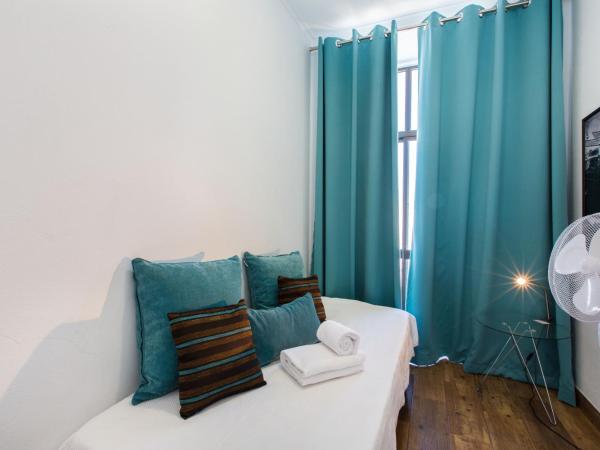 Faro Cosy Guesthouse : photo 4 de la chambre chambre simple standard avec salle de bains commune