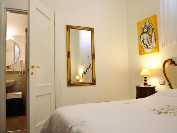Gourmet B&B Villa Landucci : photo 7 de la chambre chambre double ou lits jumeaux standard