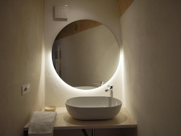 Il Carrubo residenza Walk&Stay : photo 4 de la chambre chambre familiale supérieure