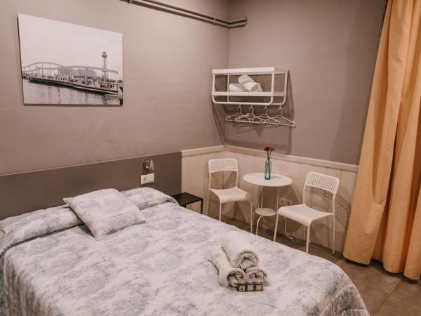 Pensión 45 : photo 2 de la chambre chambre double