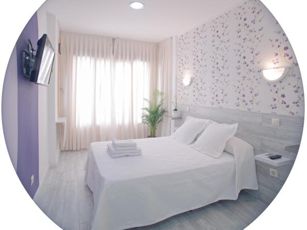 Nersan : photo 3 de la chambre chambre double avec balcon