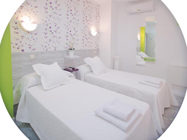 Nersan : photo 4 de la chambre chambre double ou lits jumeaux avec salle de bains privative