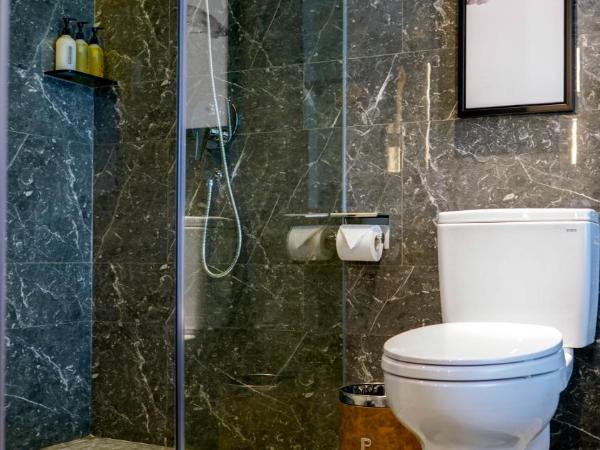 Paco Hotel Jiangtai Lu Metro Guangzhou ---Free Shuttle Bus For CantonFair : photo 3 de la chambre chambre lit queen-size deluxe