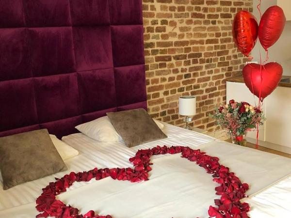 Cinema Apartments : photo 5 de la chambre studio avec salle de bains