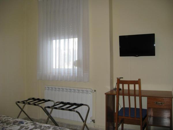 Hostal Roma : photo 8 de la chambre chambre double