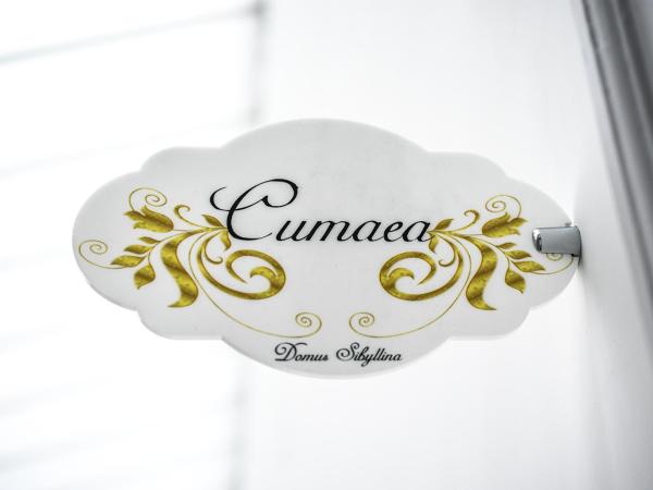 Domus Sibyllina, Galleria Umberto I : photo 3 de la chambre chambre double ou lits jumeaux avec vue