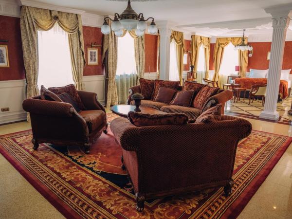 Erla Villa : photo 1 de la chambre suite lit queen-size