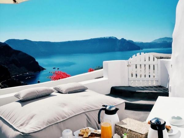 Chelidonia Luxury Suites : photo 9 de la chambre suite artiste avec petite piscine - vue sur caldeira