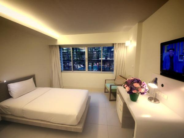 Sunshine Hotel & Residences : photo 2 de la chambre chambre double ou lits jumeaux standard
