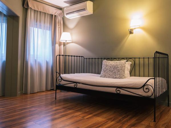 Hotel Sao Jose : photo 2 de la chambre chambre triple