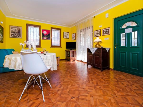 Apartments and Rooms Villa Dea ADULTS ONLY : photo 6 de la chambre appartement supérieur 1 chambre avec terrasse - vue sur jardin