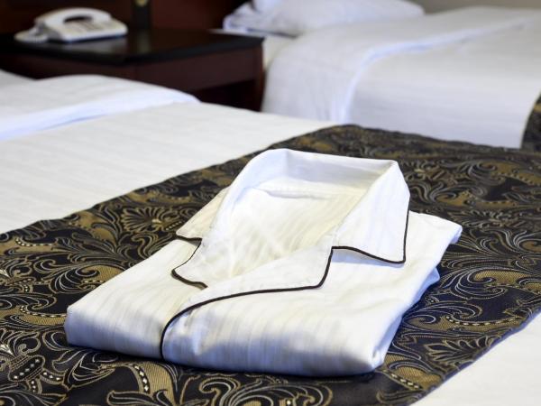 Rihga Royal Hotel Hiroshima : photo 6 de la chambre standard twin room with extra bed 34㎡ - non-smoking