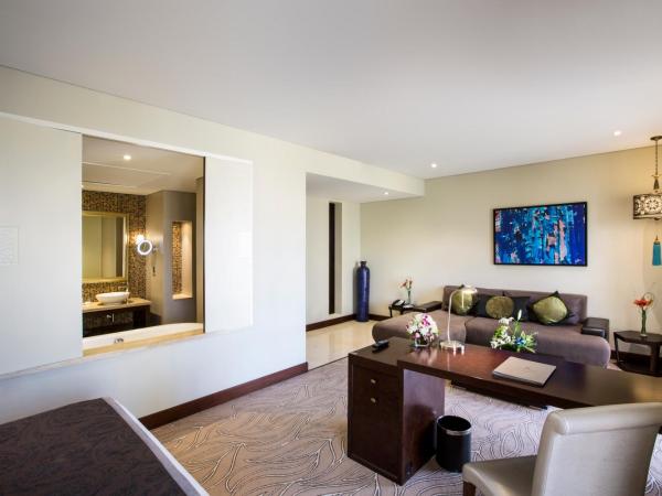 The Tower Plaza Hotel Dubai : photo 5 de la chambre chambre lit king-size premium