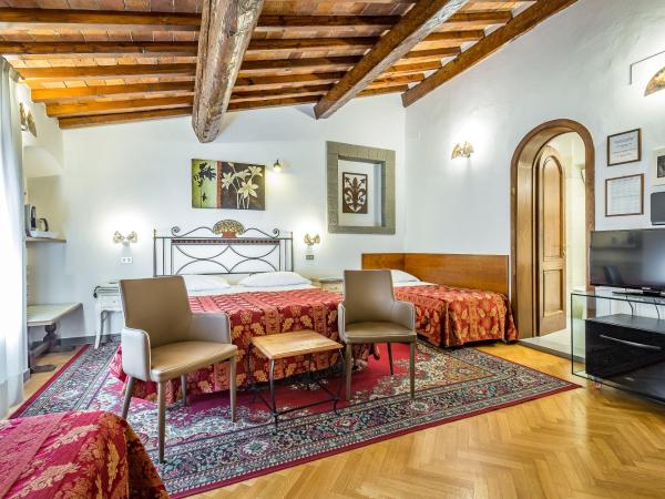 Hotel Collodi Firenze : photo 4 de la chambre chambre quadruple