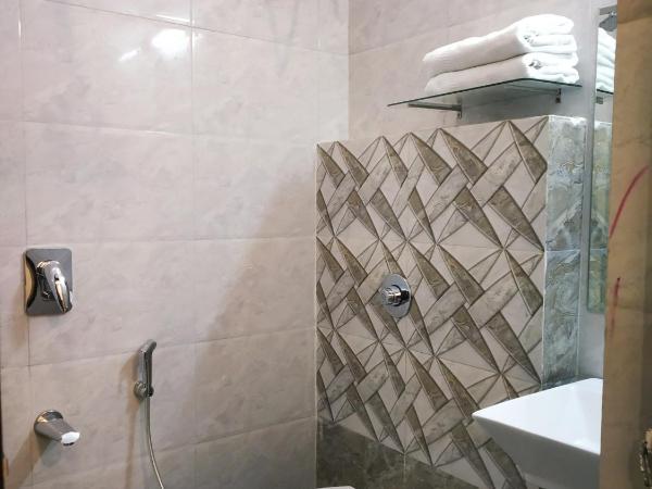 Hotel Suryansh : photo 4 de la chambre chambre double standard