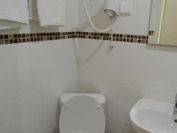 Guesthouse Coimbra City : photo 3 de la chambre chambre double