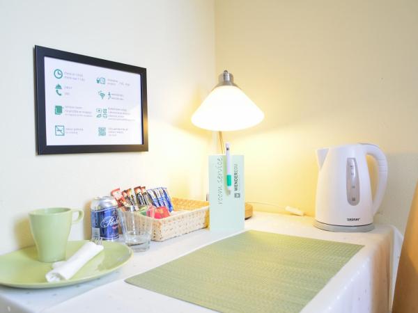 WenderEDU Business Center : photo 3 de la chambre chambre simple - vue sur rivière