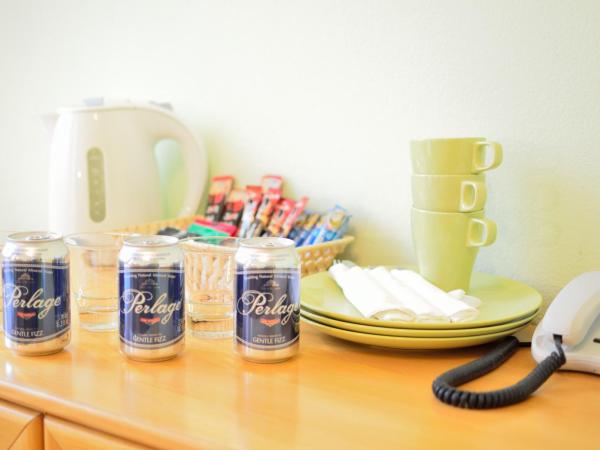 WenderEDU Business Center : photo 10 de la chambre chambre triple