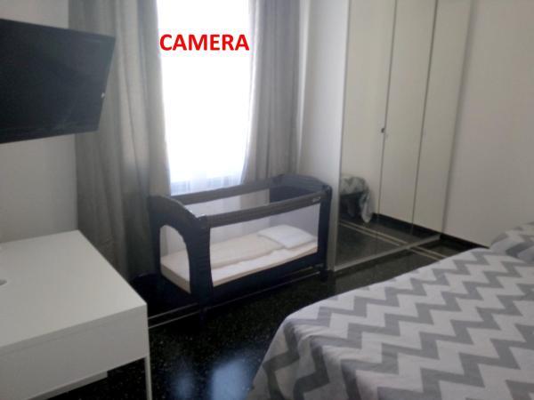 B&B Gaslini & Mare (anche con uso cucina) : photo 3 de la chambre chambre familiale avec salle de bains privative