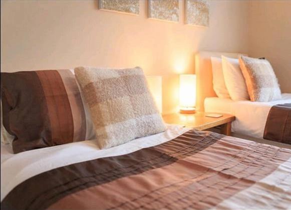 Cleeves Cottage : photo 2 de la chambre chambre lits jumeaux spacieuse