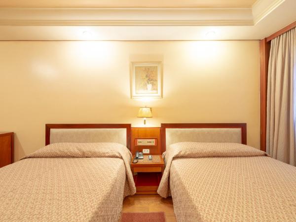 Real Castilha Hotel : photo 3 de la chambre chambre de luxe avec 2 lits doubles