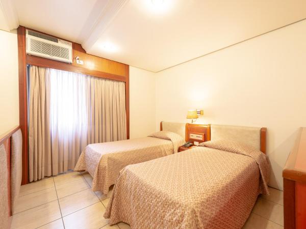 Real Castilha Hotel : photo 3 de la chambre chambre quadruple standard